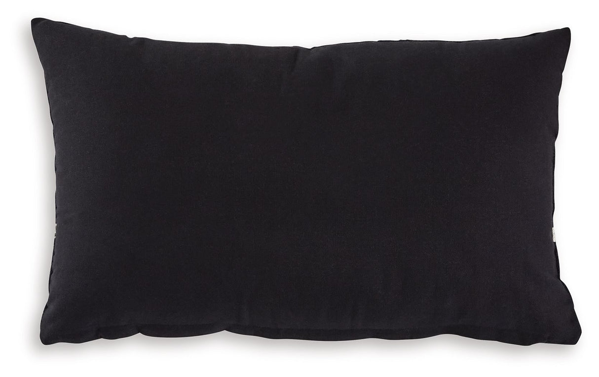 Gavrileigh - Pillow