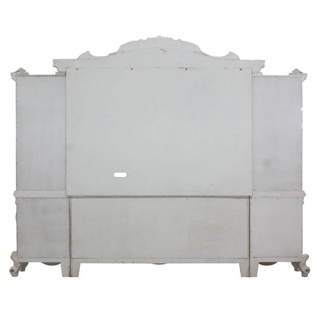 Picardy - Entertainment Center