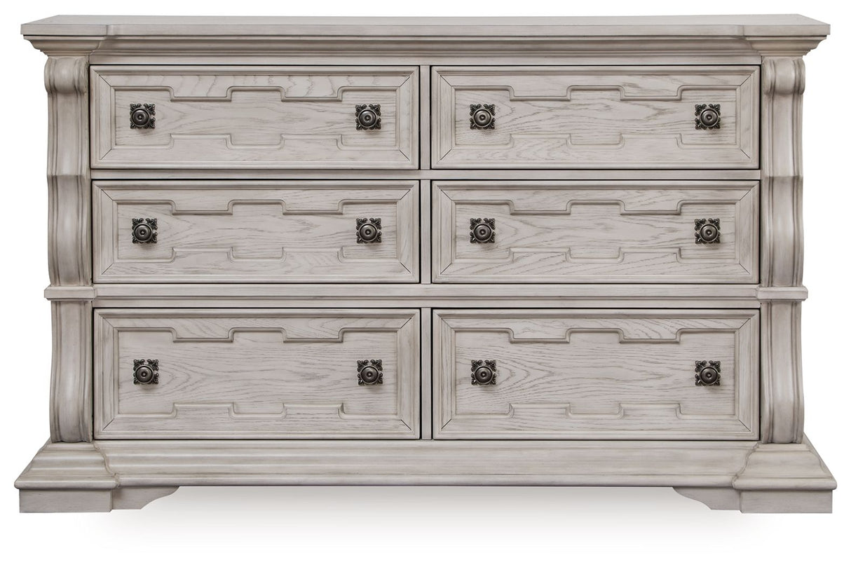 Bruchandi - Dresser