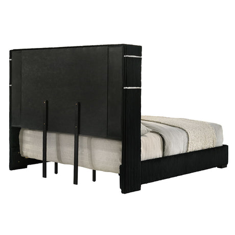 Garner - Bed With Fireplace, LED, Reading Light, Speaker, Bluetooth & USB
