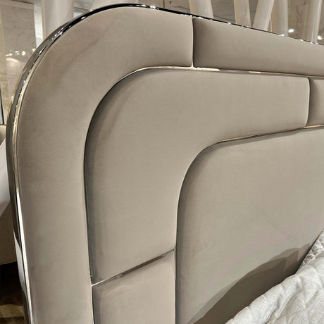 Signature Beds & Benches - Orchid Lift Up Storage Bed